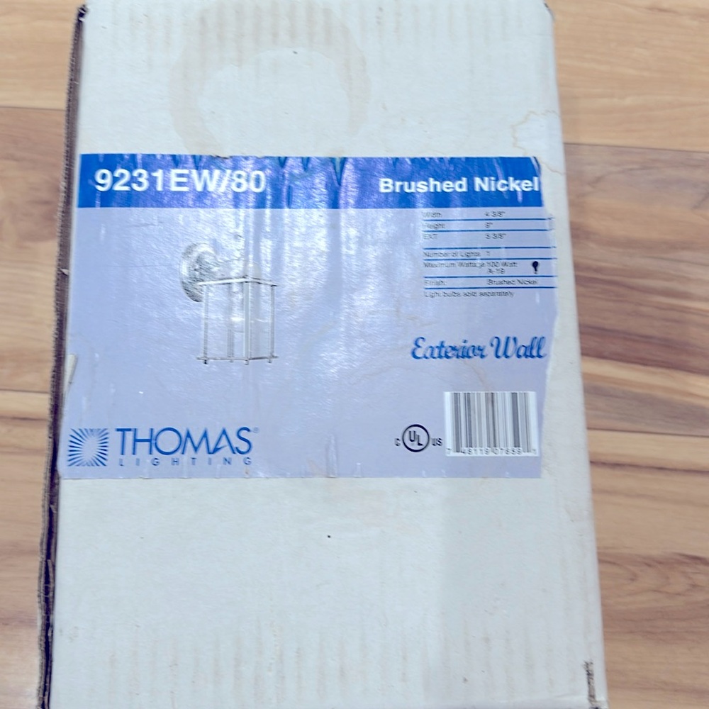 Thomas Lighting exterior light